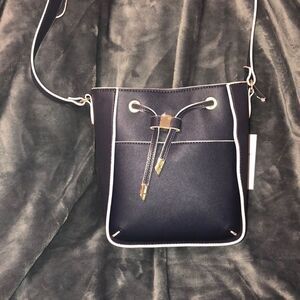 Steve Madden bucket cross body bag